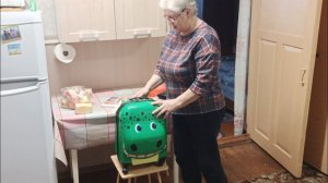 "Жизнь на пенсии".. Купили подарок для внука..