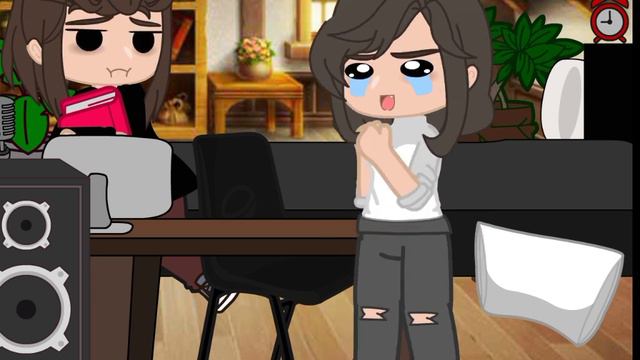 [когда спалился во время рисования того, чего показывать нельзя]😶🐏💜 #gacha #video #meme #святое_три смотреть онлайн