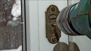 КАК ОТКРЫТЬ ЗАМОК? САМЫЙ Простой Способ Открыть Замок Без Ключа! Аварийное Открытие!!!