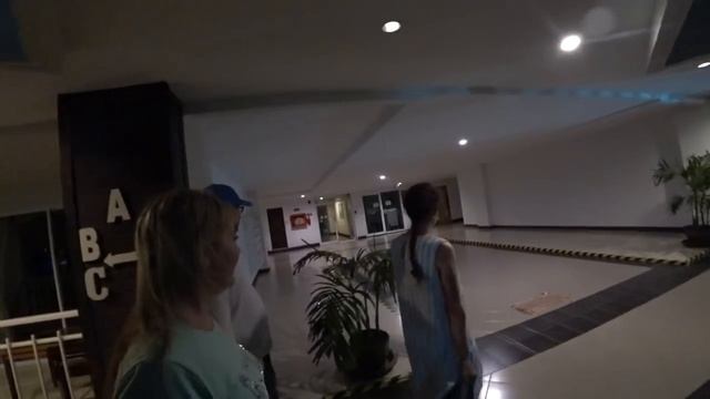 Таиланд. Паттайя. Отель JOMTIEN PLAZA RESIDENCE. Идём в гости через 7/11 смотреть онлайн