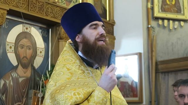 Косма и Дамиан Асийские, престольный праздник - проповедь иерея Сергия Чуракова смотреть онлайн