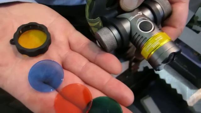 ?Видео-презентация!Легкий и мощный налобный охотничий фонарь YT- К10 со светофильтрами(80 000 ватт) смотреть онлайн