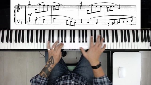 10 Minuet - First Lessons in Bach - Schirmer's edition смотреть онлайн