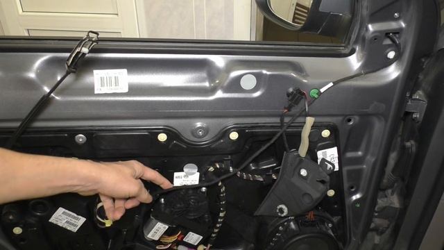 How to Remove Side Mirror - VW Golf 6 смотреть онлайн
