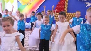 "Мы такие разные". Вход на выпускной утренник  МБДОУ №68 "Морячок""