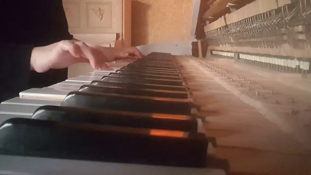 Kara Sevda на пианино (Черная Любовь) смотреть онлайн