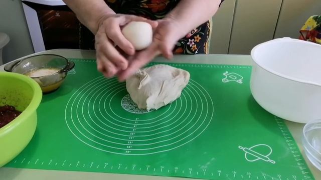 Как приготовить молдавские пирожки, плацинды, с клубникой. Вкуснятина, пироги. смотреть онлайн