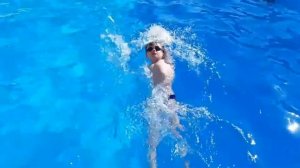 Упражнения для плавания в бассейне / Тренировка в воде