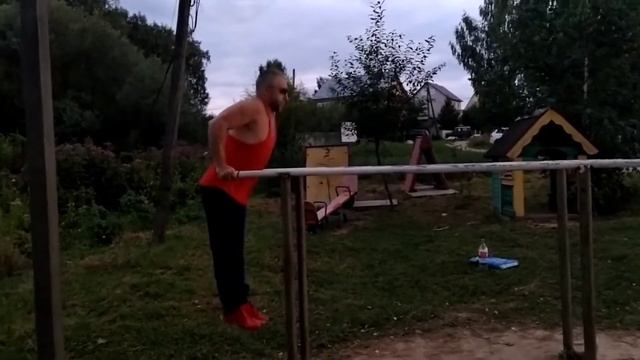 СТРОГИЕ ОТЖИМАНИЯ НА БРУСЬЯХ И ПОДТЯГИВАНИЯ НА ТУРНИКЕ!!! ЭКСПЕРИМЕНТ ПРОДОЛЖАЕТСЯ? смотреть онлайн