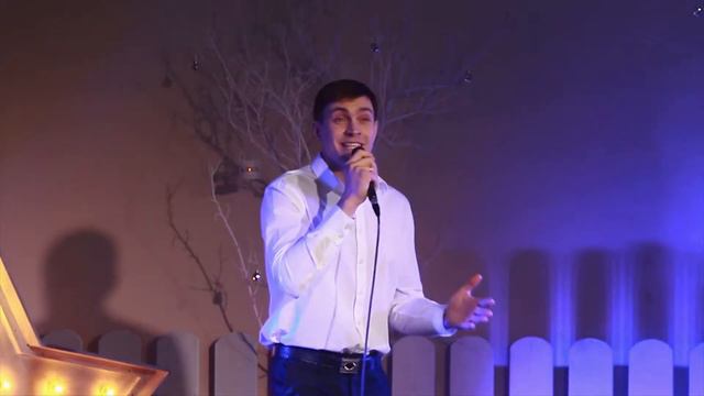 Рождественский концерт 2019. Виктор Козловский «Белый снег кружится» смотреть онлайн