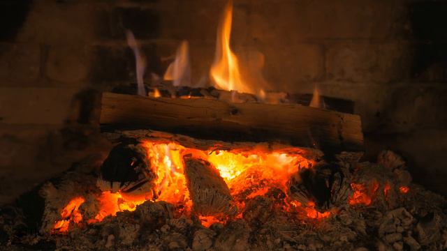 Realtime Fireplace - Relaxing Fire Burning Video - 3 Hours