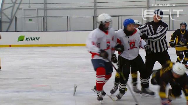 В Братске прошел хоккейный турнир «Кубок Илима» смотреть онлайн