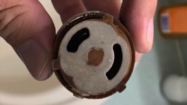DELTA SHOWER VALVE REPAIR-use the plumbers grease смотреть онлайн