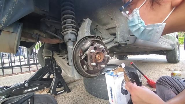 Part 1 98 crv drum brake replacement смотреть онлайн