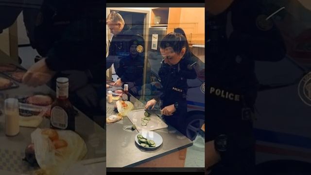 Можно ли купить оружие в Исландии? #shorts смотреть онлайн