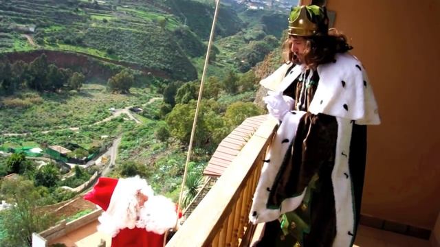 Papa Noel Vs Reyes Magos