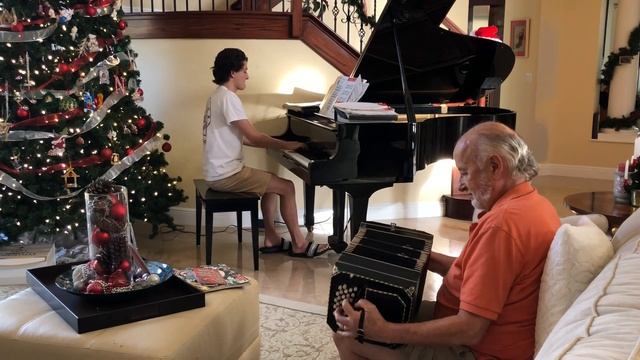 La Cumparsita - Tango performed by Carlos and Nicholas Caggiani смотреть онлайн