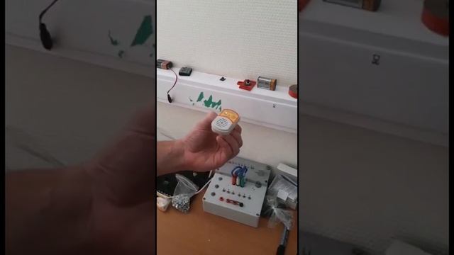 Рассказ и обзор нашего сигнализатора напряжения "Кристалл-М" смотреть онлайн