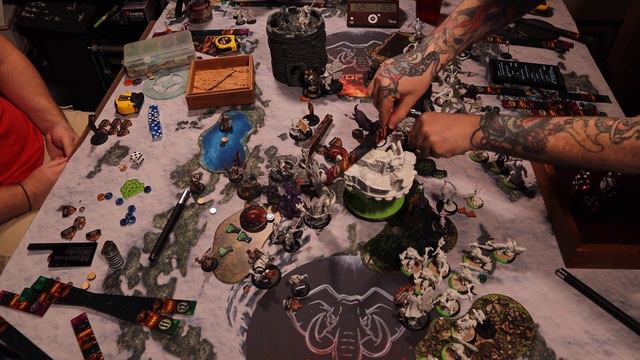 Warmachine Battle Report: The Harbinger of Menoth vs Skarre, Admiral of the Black Fleet смотреть онлайн