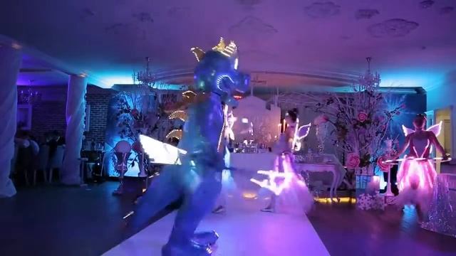 Номер Дракон и феи. Iventashow.ru +7(495)507-65-66 смотреть онлайн