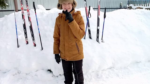 ЛЫЖНАЯ ПРОГУЛКА ЧАСТЬ 2 смотреть онлайн