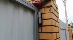 сварка оторвавшейся петли на воротах #сваркапетли #сантимшва #сваркаэлектродом #сваркаметалла