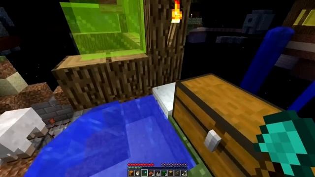 Minecraft: Funny SkyWars PVP Mini-Game w/Mitch & Friends! смотреть онлайн