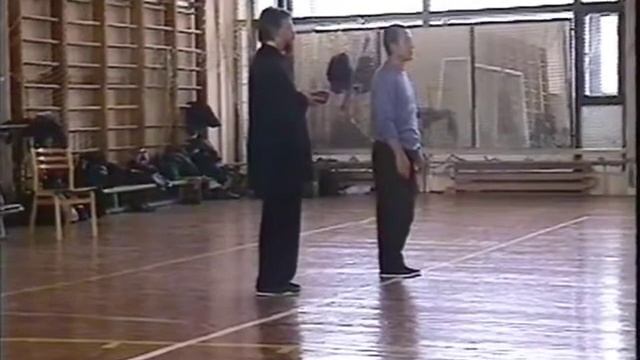 Разъяснение отдельных упражнений комплекса "тайцзи цигун" Чжоу И. Фильм2 смотреть онлайн