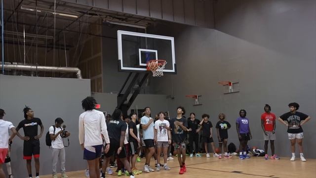 I HOSTED AAU BASKETBALL TRYOUTS IN DALLAS! смотреть онлайн