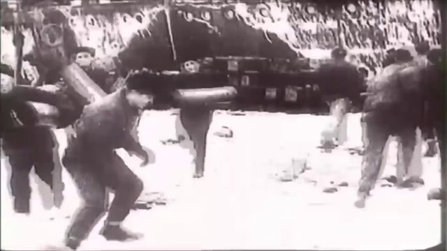 Видеопрезентация Метронома ровный звук, бьётся сердце Ленинграда смотреть онлайн