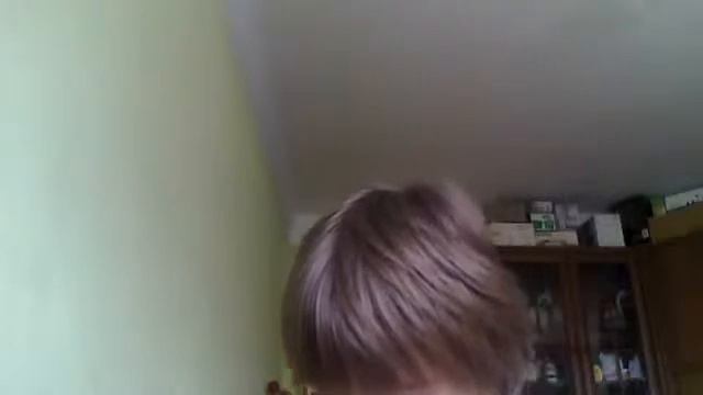 бабочка из пластилина - часть 1(тело бабочки) смотреть онлайн