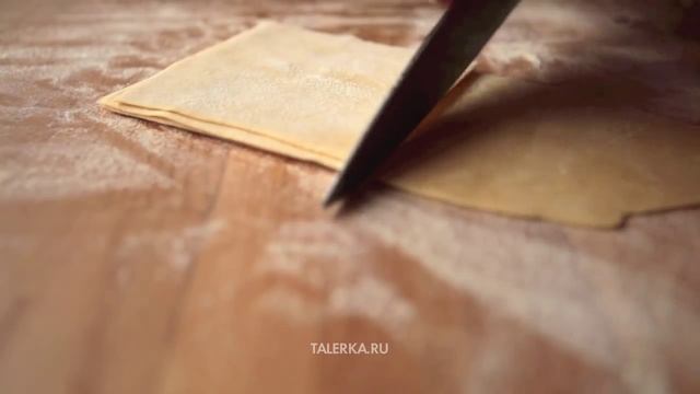 Каннеллони с телятиной и шпинатом (Cannelloni al forno con vitello e spinaci) смотреть онлайн