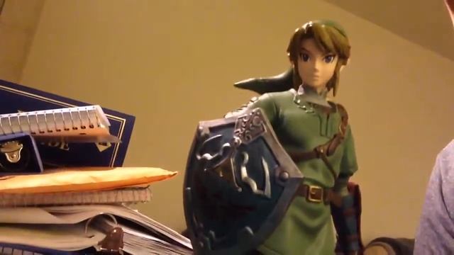Legend of Zelda- Twilight Princess Link statue смотреть онлайн