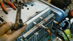 Как заменить кран подпитки на  Ferroli Domina С24. Подробная видеоинструкция