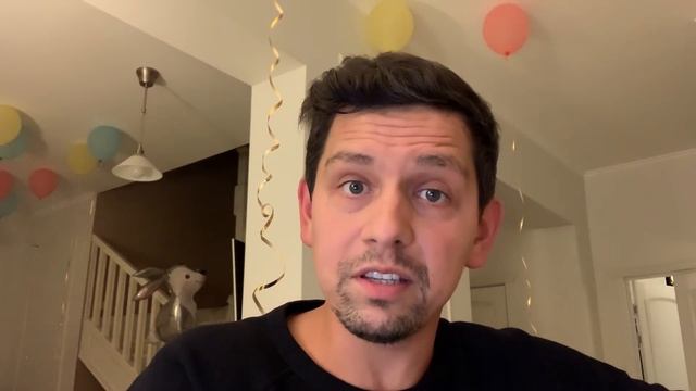 БУДЬТЕ ВНИМАТЕЛЬНЫ В РЕСТОРАНЕ: НОВАЯ СХЕМА ОБМАНА смотреть онлайн