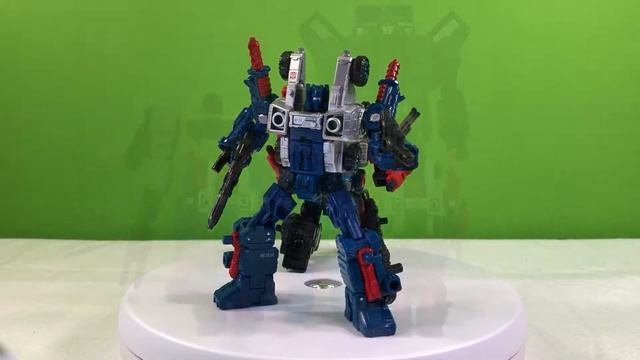 Brief look at War for Cybertron: Siege Cog and Legacy Red Cog смотреть онлайн