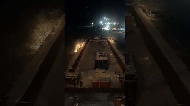 Казань. Строительство моста. БТП "ВАНЯ КОММУНИСТ" смотреть онлайн