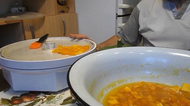 ЦУКАТЫ ИЗ ТЫКВЫ смотреть онлайн