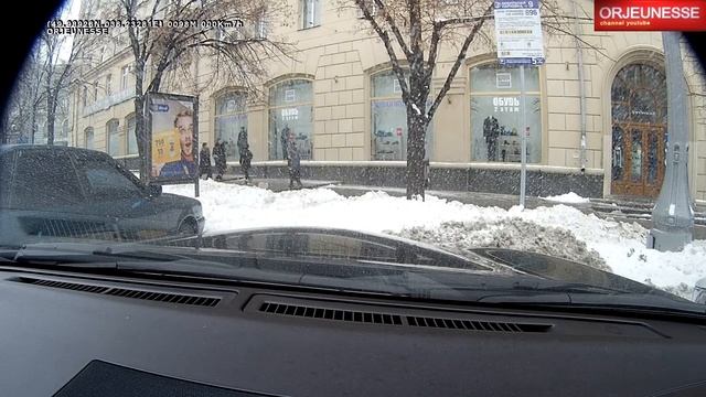 2 способа отшить парковщика