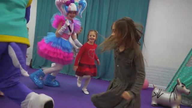 ЛОЛ Единорожка смотреть онлайн