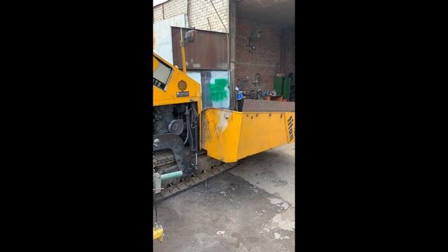 Асфальтоукладчик VOLVO ABG TITAN 125 смотреть онлайн