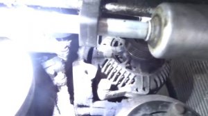 Как заменить натяжитель  ремня Ситроен С5