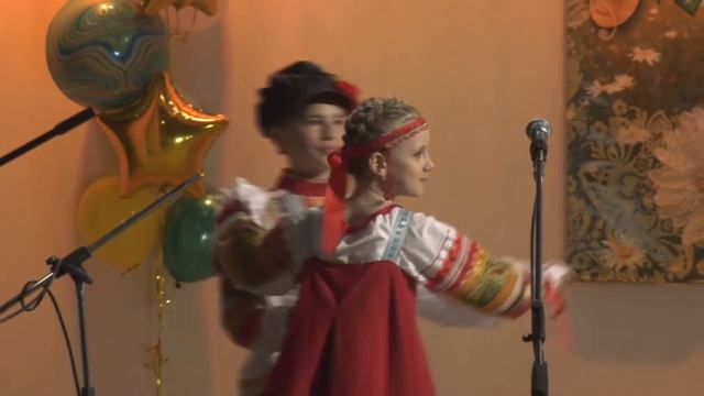 В лесу канарейка смотреть онлайн