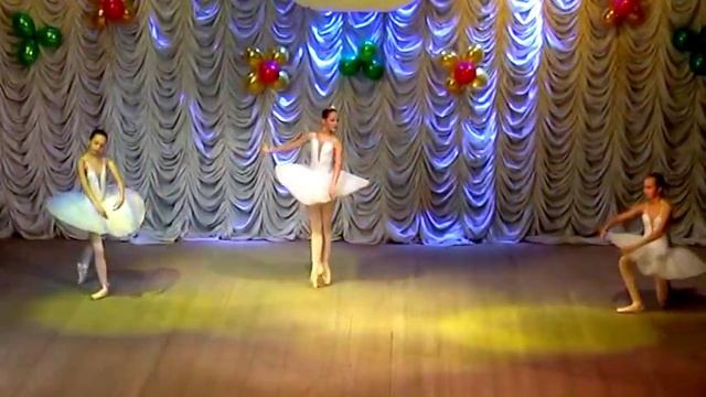 Па-де-труа | Школа-Балет смотреть онлайн