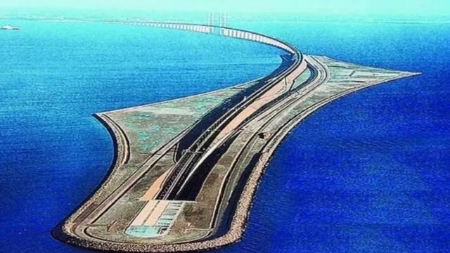Единственный мост, чья дорога уходит под воду. Как был построен уникальный мост в проливе Эресунн? смотреть онлайн