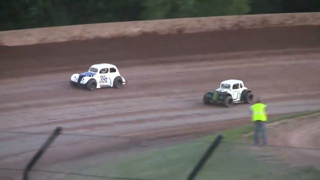 Johnny Kringas Wins Kim Parsons Memorial Beaver Dam W смотреть онлайн