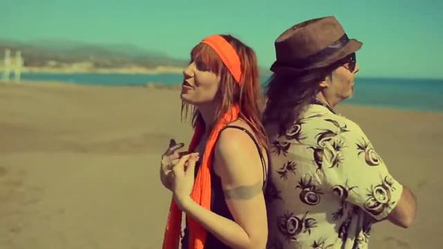 Em Málaga, Espanha, com Lara Pulsar e Dênis Goev смотреть онлайн