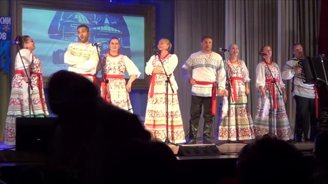 Шёл я по дороге - Народный ансамбль "Околица" смотреть онлайн