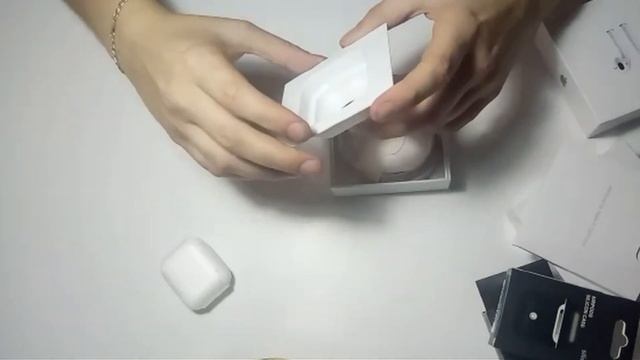 ОБЗОР Лучшая реплика AirPods 2020 смотреть онлайн