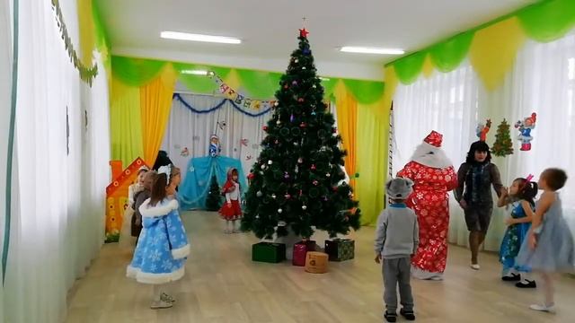 Новый год 2020. Средняя группа. МБДОУ Новочурашевский детский сад "Колосок" смотреть онлайн